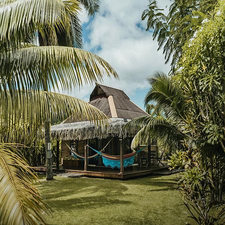 Bungalow Bali Hai Fare Exterior photo