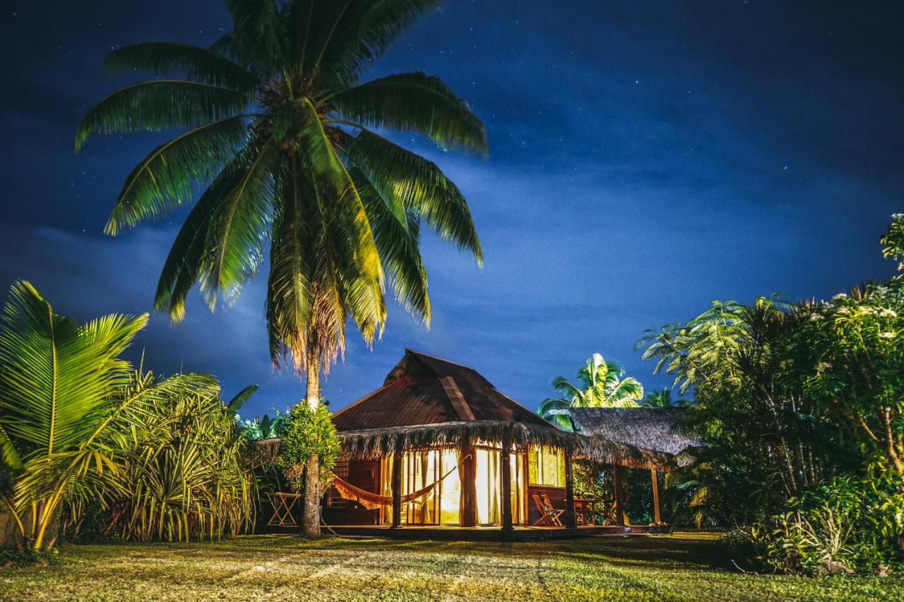 Bungalow Bali Hai Fare Exterior photo