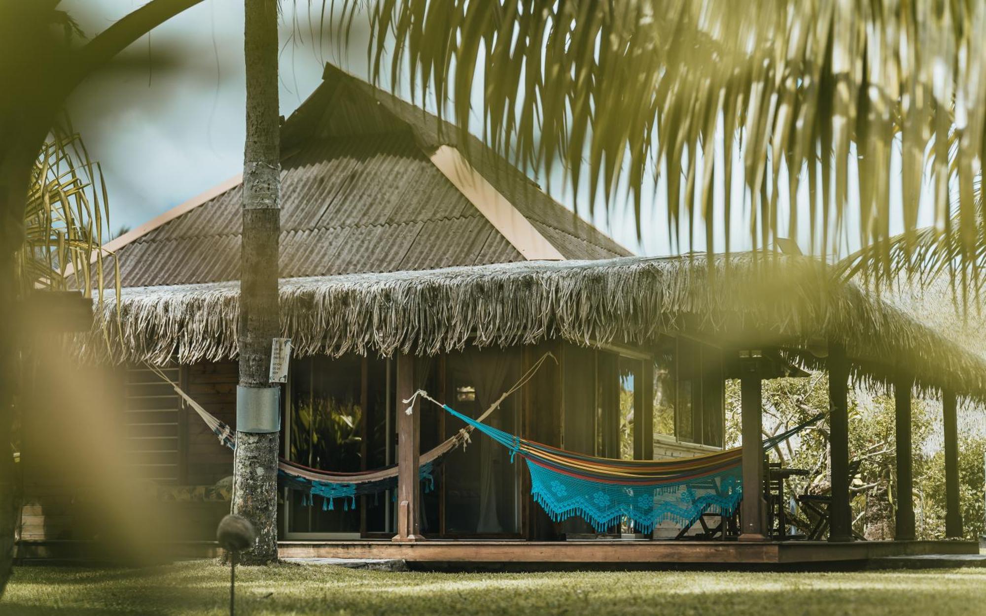 Bungalow Bali Hai Fare Exterior photo